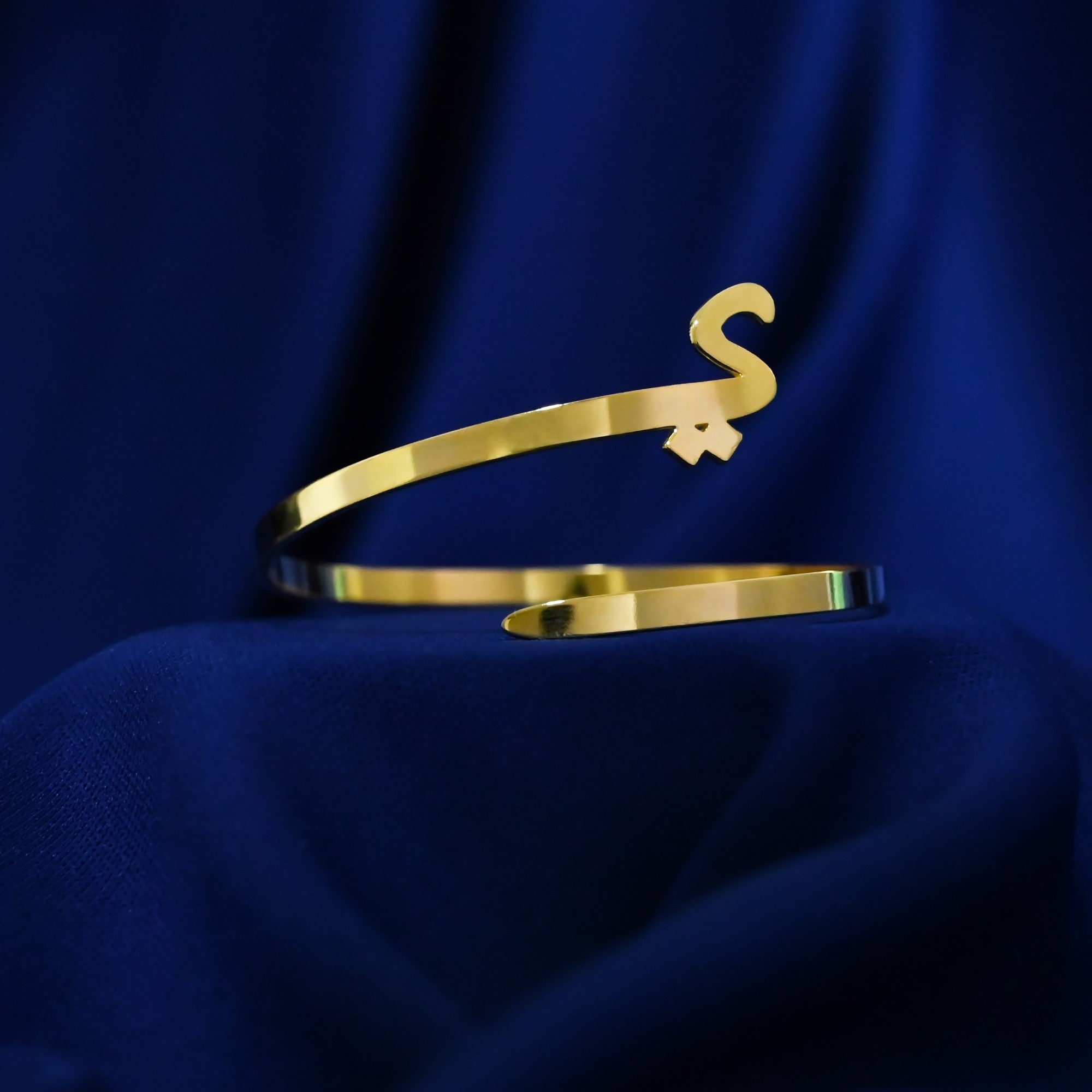 اسواره حرف ي - الزمرد الأزرق